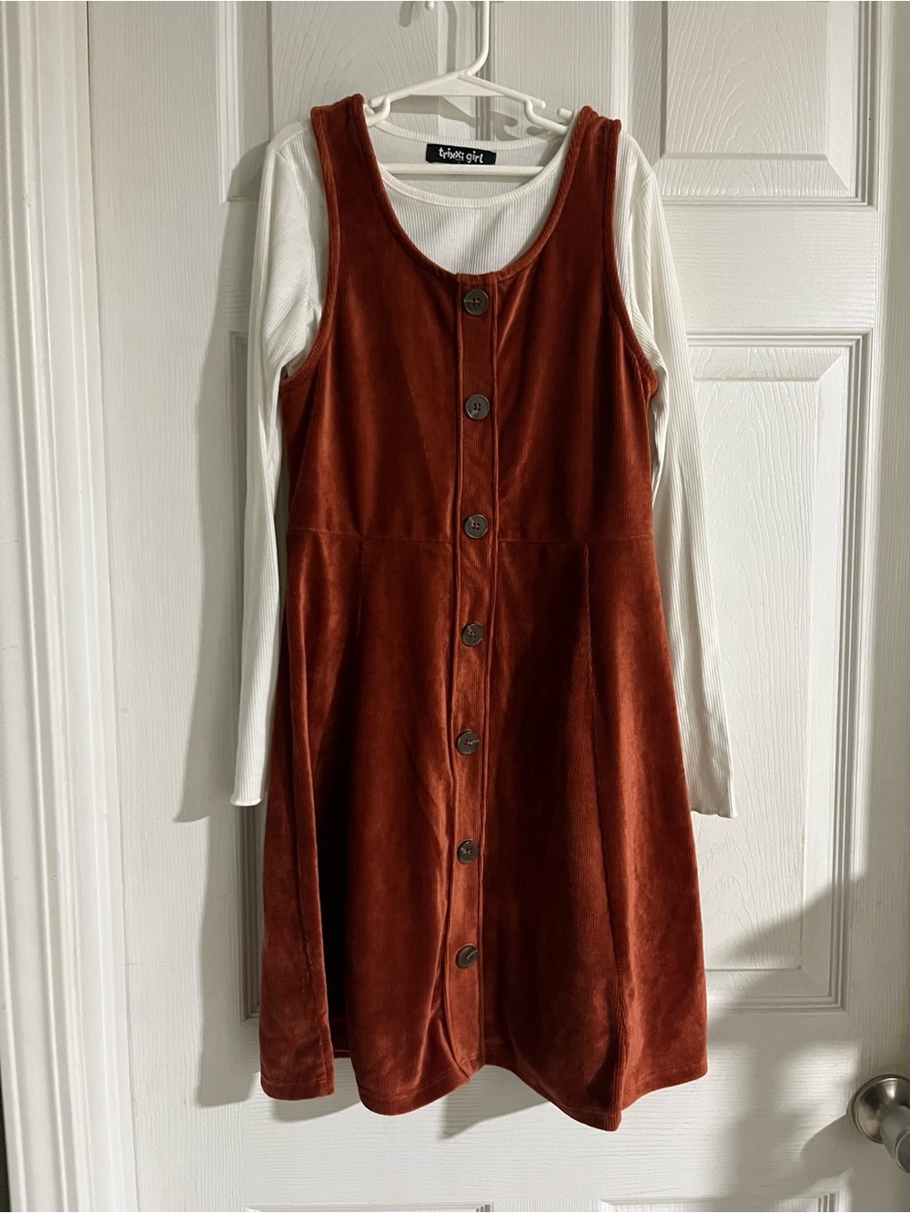 Trixxi Rust-Red Button-Front Velvet Dress